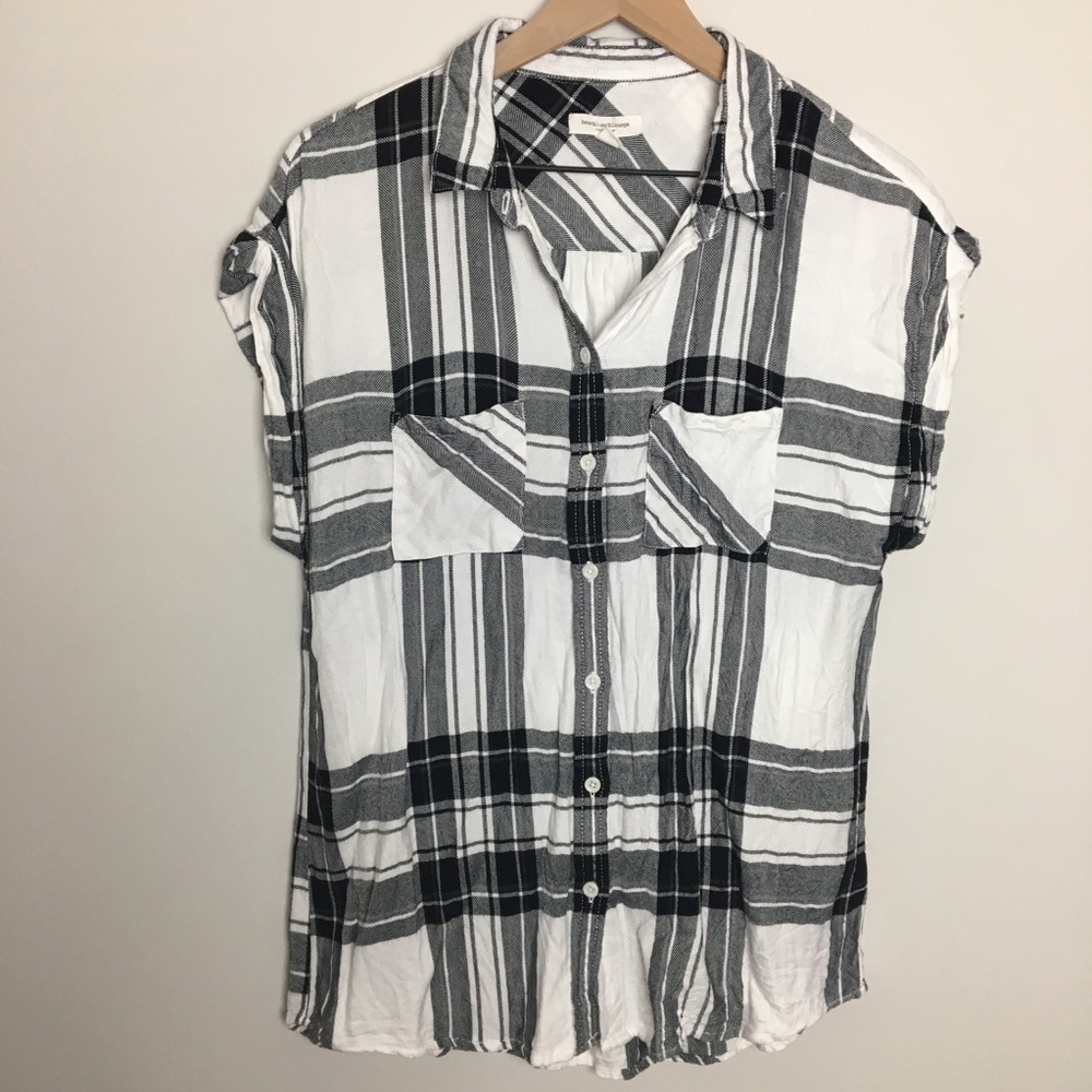 Anthropologie Black and White Plaid Button Down Shirt
